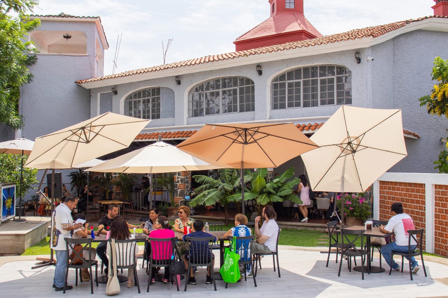 Terraza y jardín de Campestre Restaurante